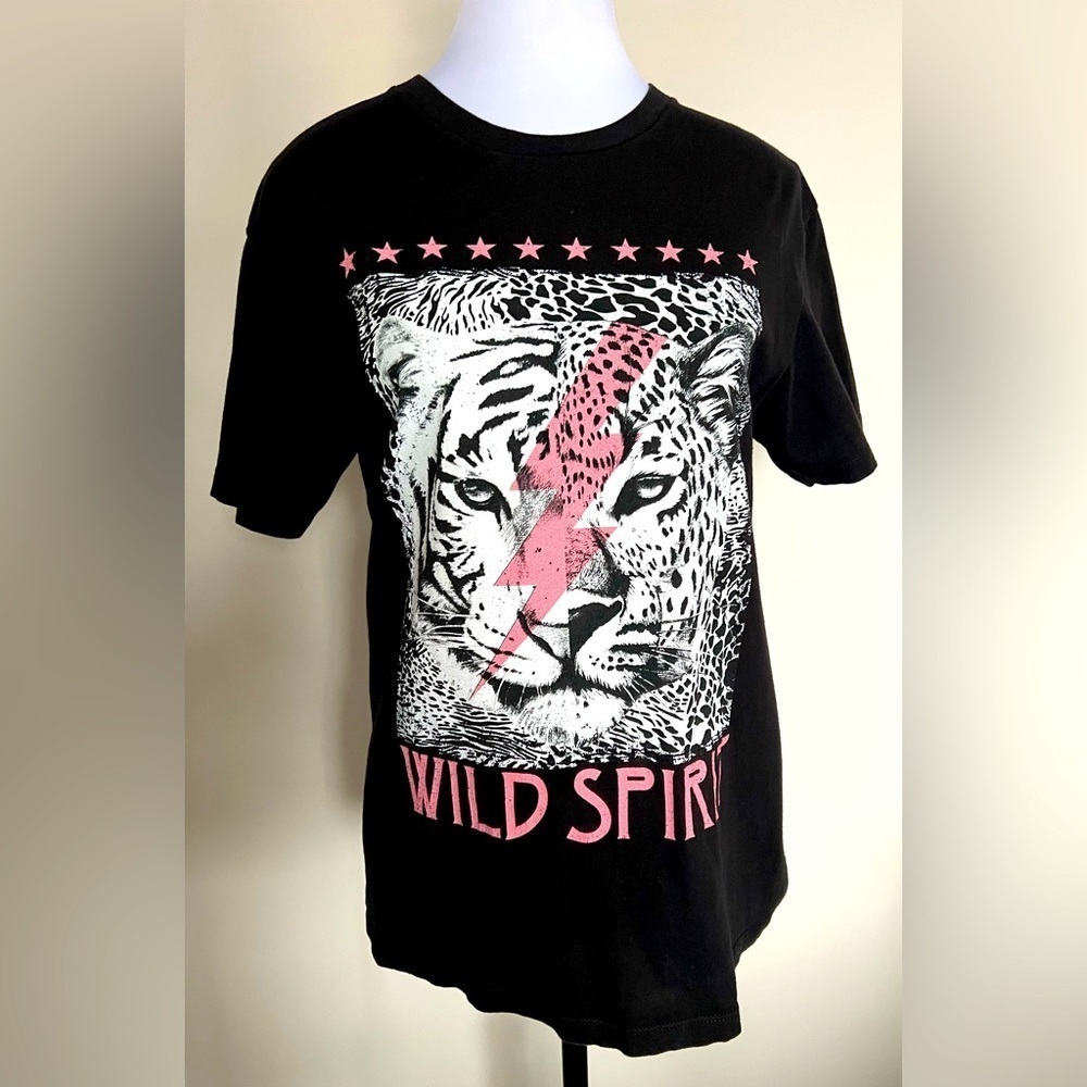 Lotus Fashion LA Graffic Short Sleeve Tee